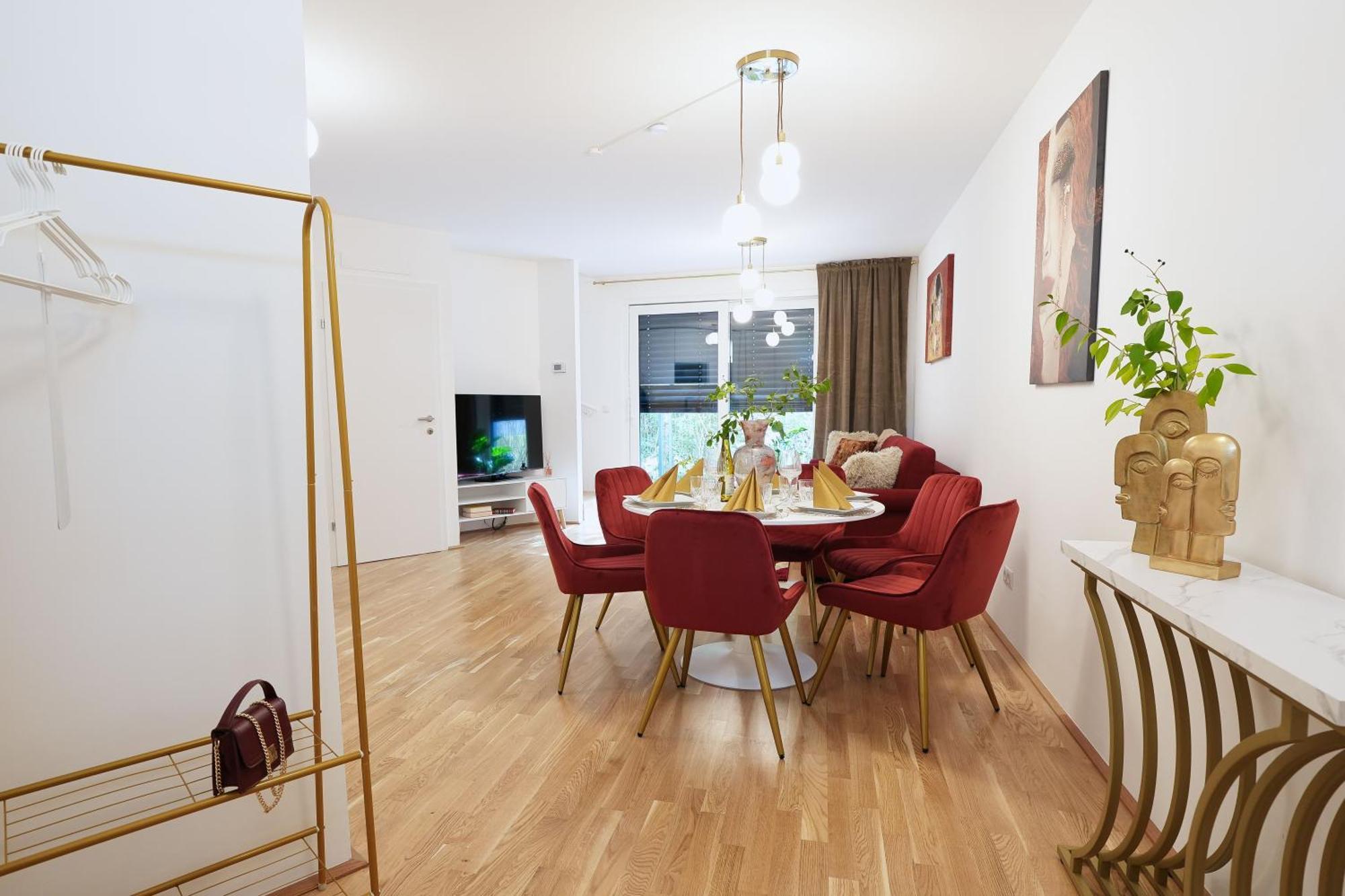 Stay In Style At Carl'S Design Residences - Modern Design Meets Green Comfort L Parking & Perfect Connection To City Center Apartment Wien