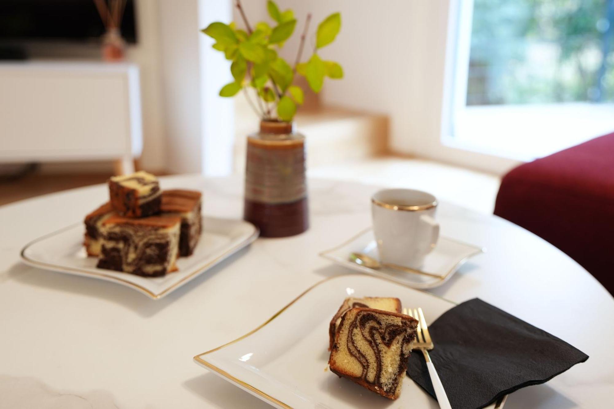 Stay In Style At Carl'S Design Residences - Modern Design Meets Green Comfort L Parking & Perfect Connection To City Center *