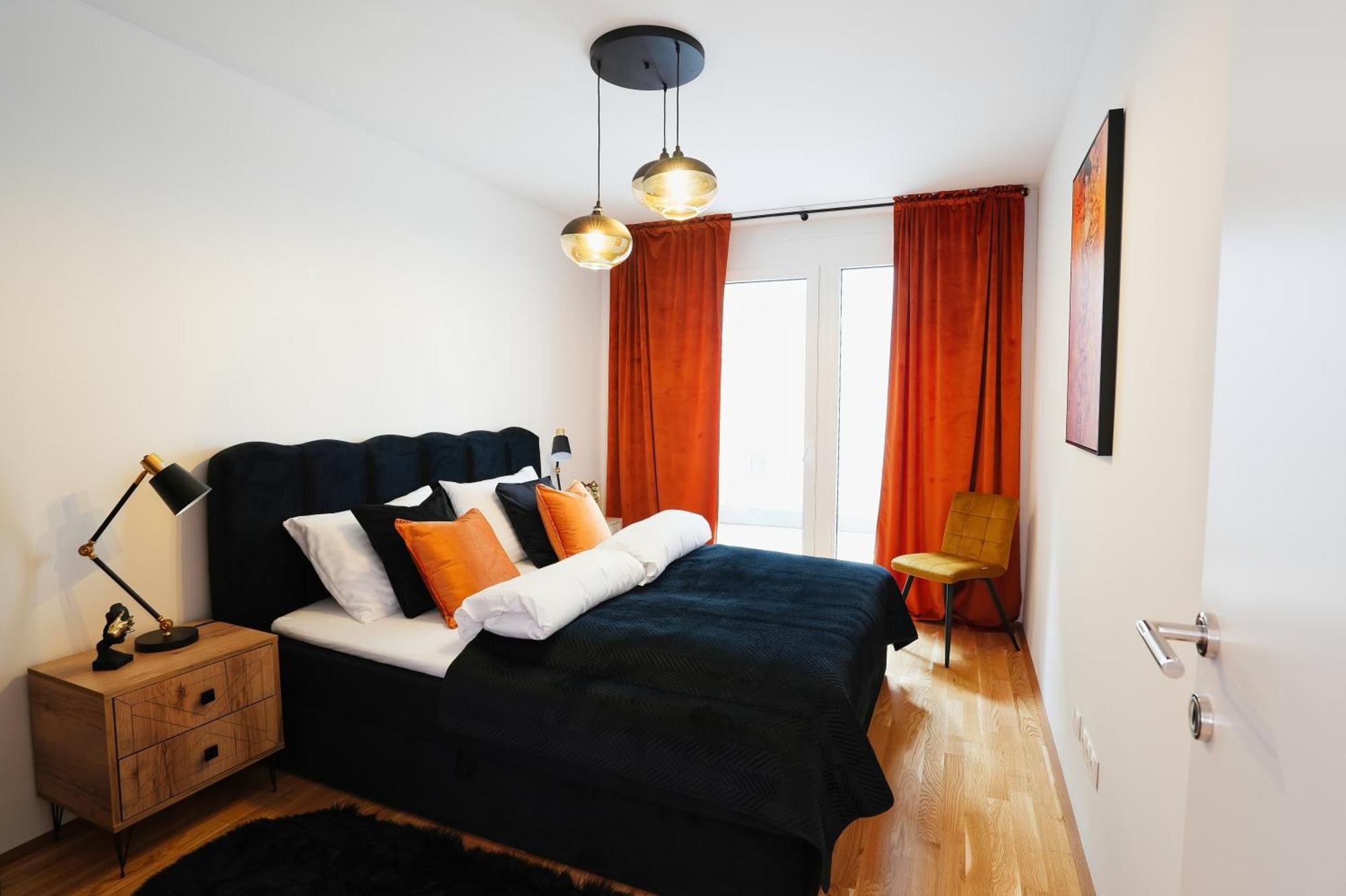 Stay In Style At Carl'S Design Residences - Modern Design Meets Green Comfort L Parking & Perfect Connection To City Center Apartment *