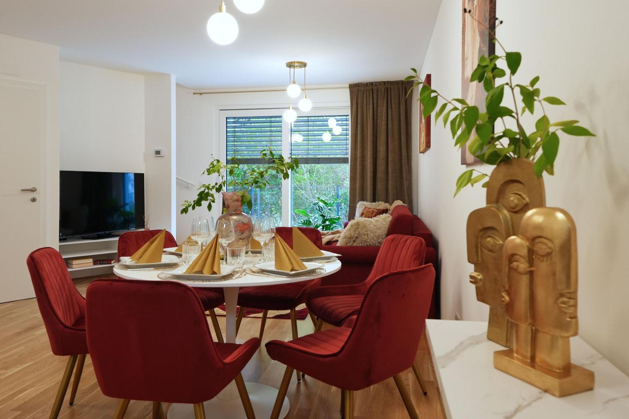 Apartment In Style At 